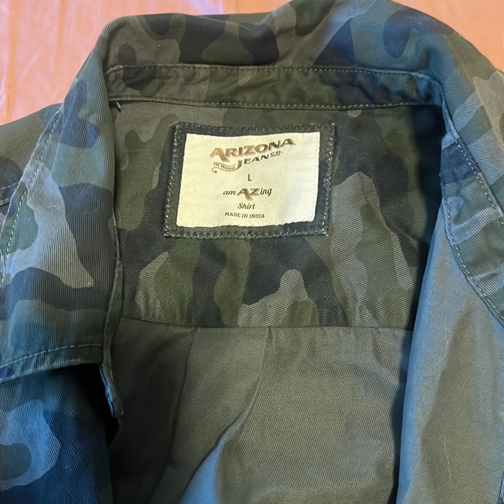 Camouflage button down - Picture 2 of 2